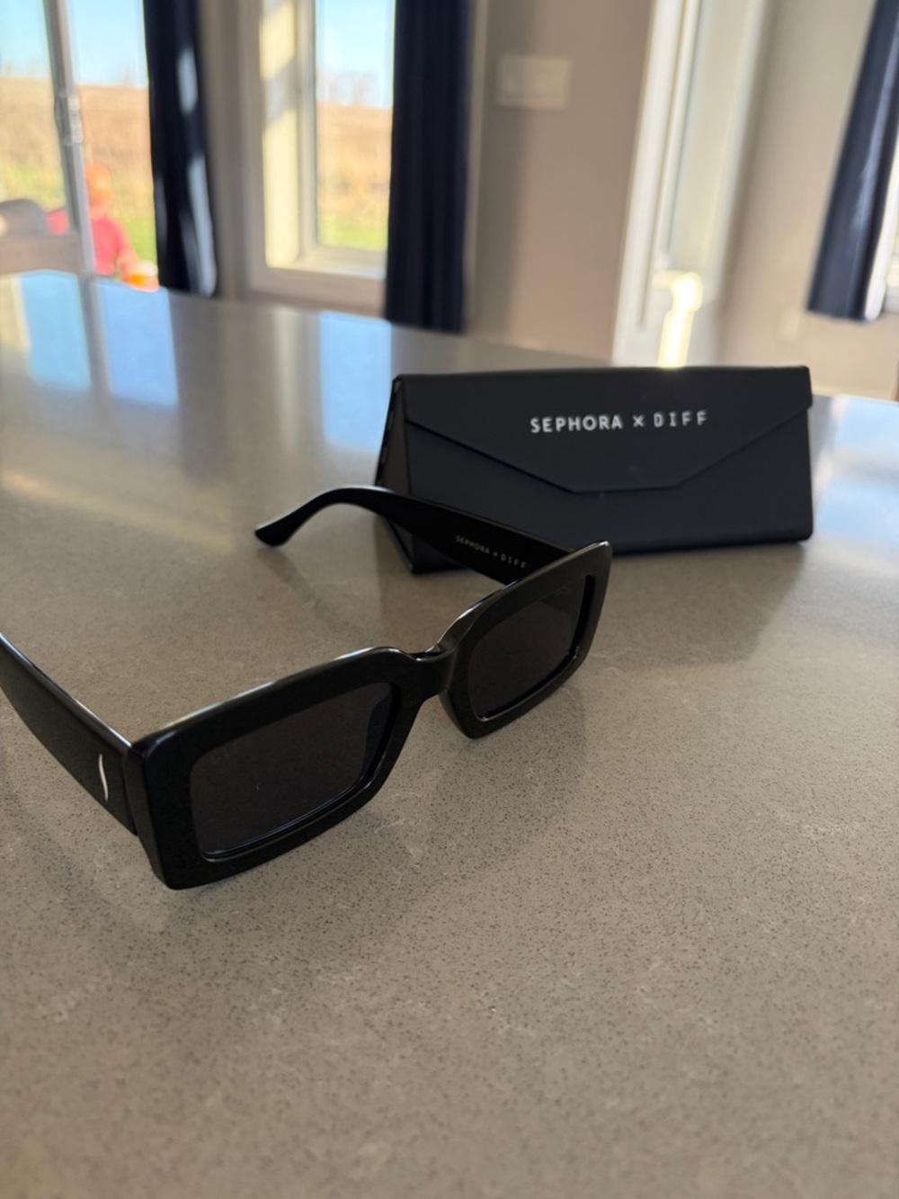 Diff x Sephora Eyewear Black Rectangular Sunglasses with Case
